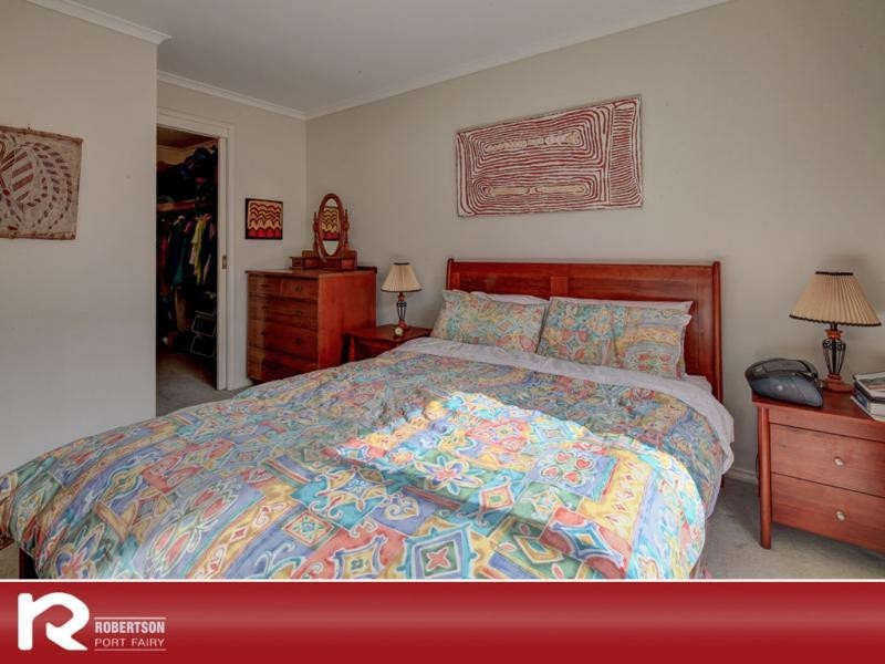 92 Ocean Drive, Port Fairy VIC 3284