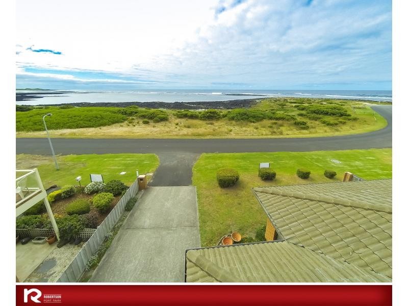 92 Ocean Drive, Port Fairy VIC 3284
