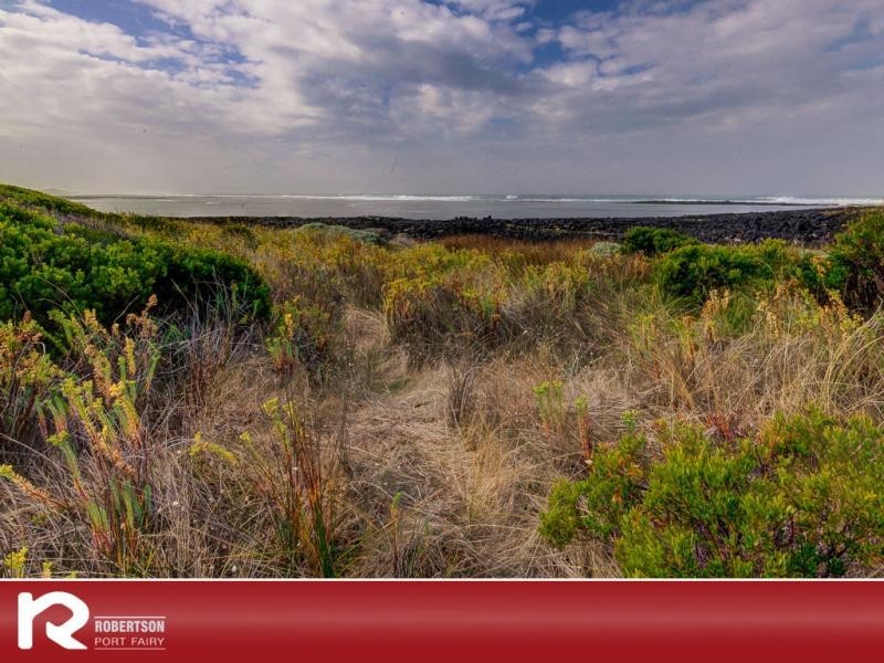 92 Ocean Drive, Port Fairy VIC 3284