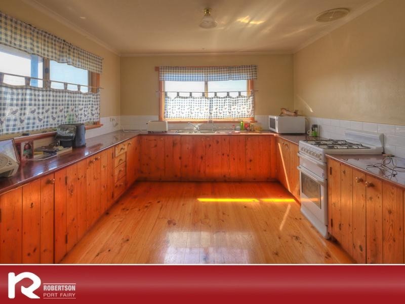 11 Powling Street, Port Fairy VIC 3284