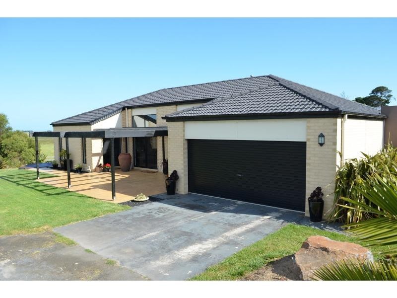 8 Toolong Road North, Toolong VIC 3285