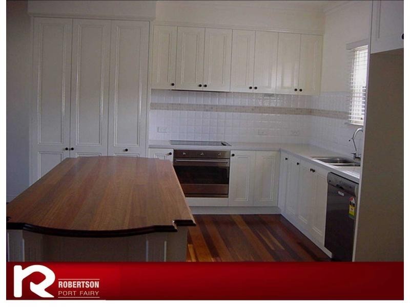 1/22 Bank Street, Port Fairy VIC 3284