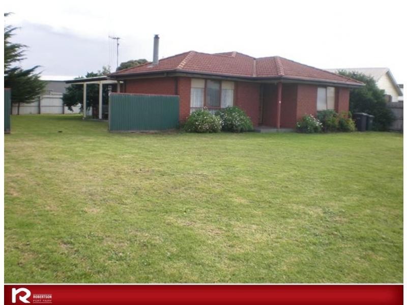 28 Singleton Street, Port Fairy VIC 3284
