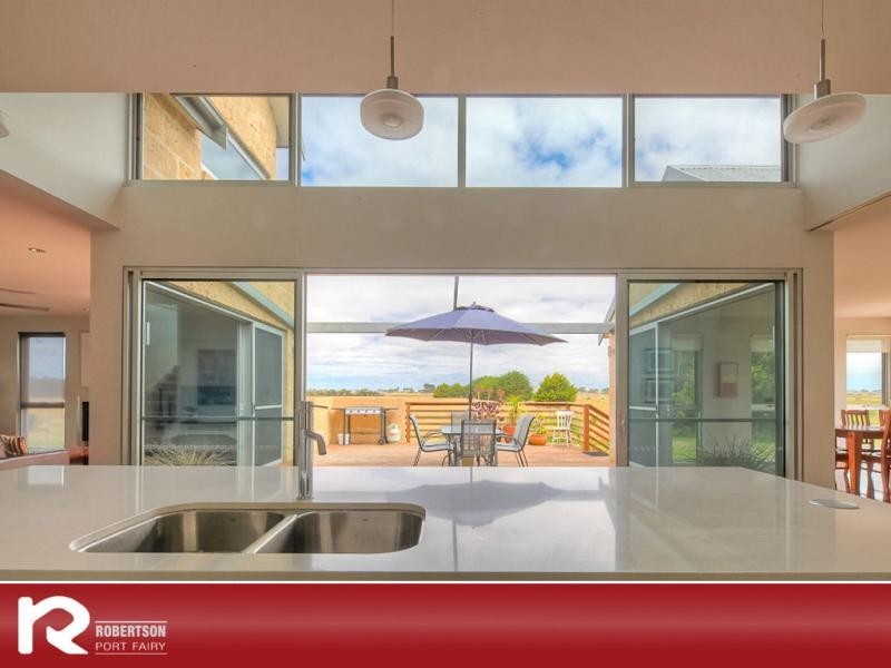 15 Manifold Street, Port Fairy VIC 3284