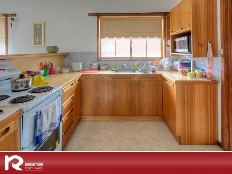 1/64 Cox Street, Port Fairy VIC 3284