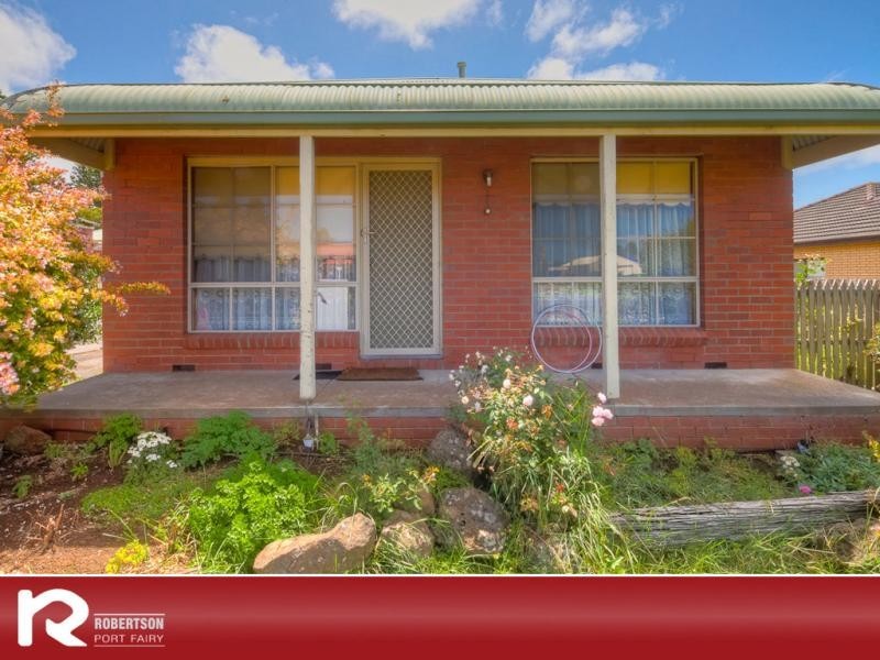 1/64 Cox Street, Port Fairy VIC 3284