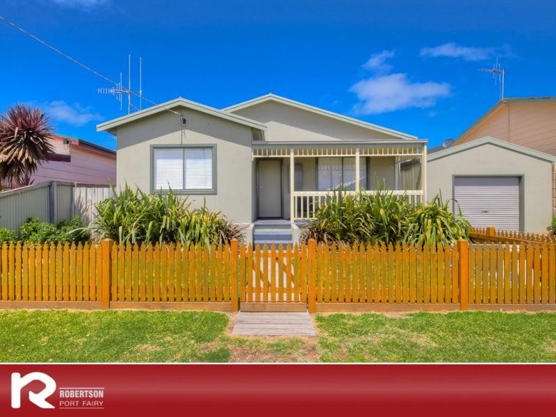 13 Reardon Street, Port Fairy VIC 3284