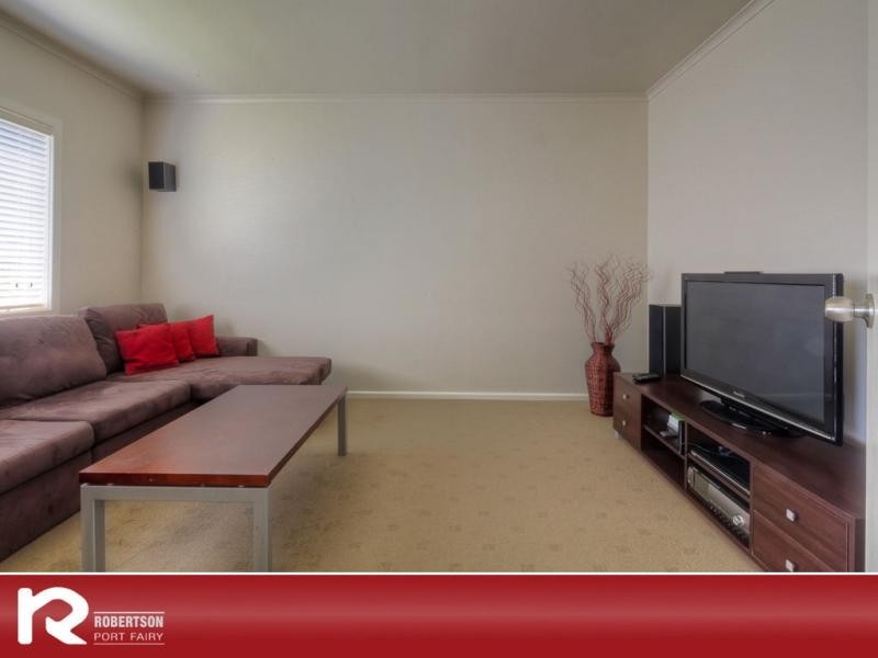 13 Reardon Street, Port Fairy VIC 3284