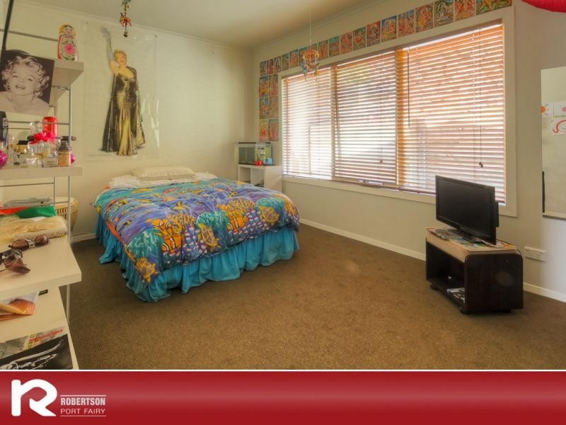 13 Reardon Street, Port Fairy VIC 3284