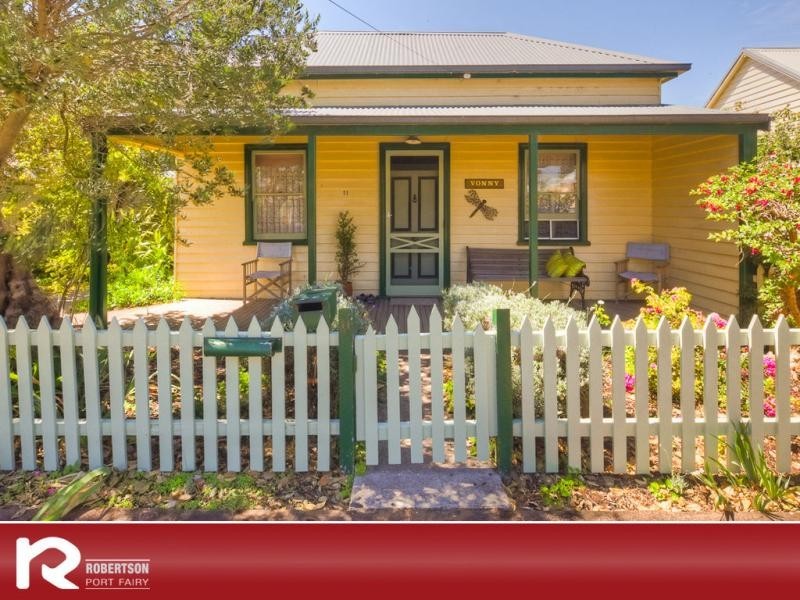 11 Wishart Street, Port Fairy VIC 3284