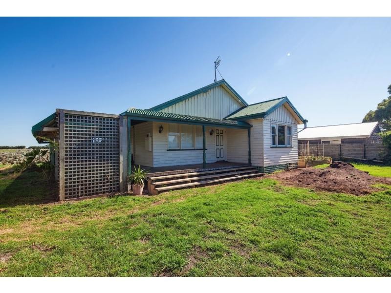 212 Princes Highway, Port Fairy VIC 3284
