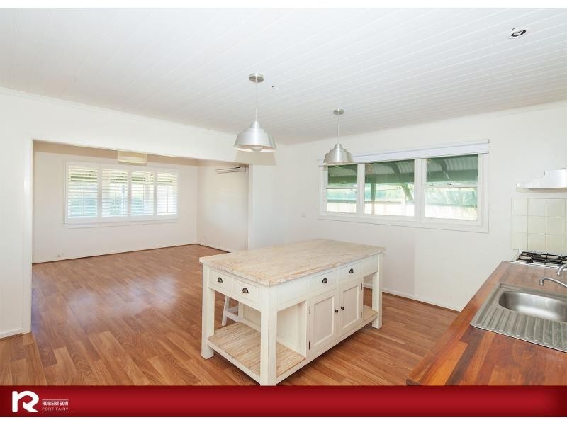 212 Princes Highway, Port Fairy VIC 3284