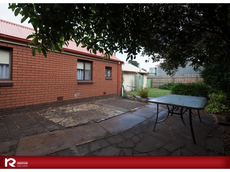 2 James Street, Port Fairy VIC 3284