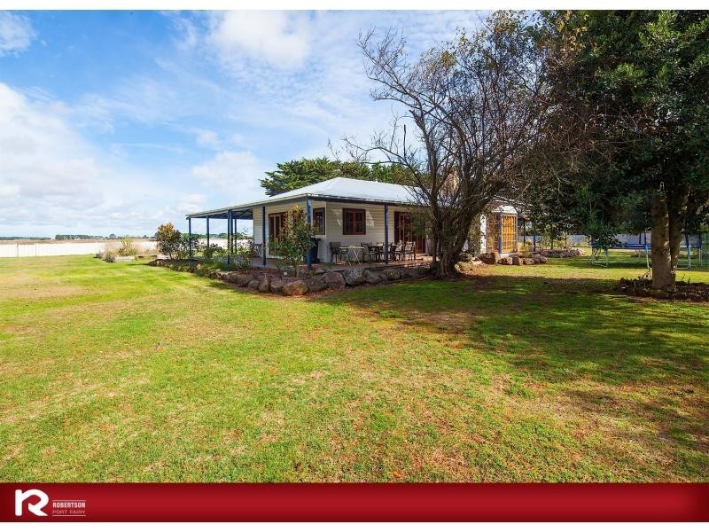 394 Faulkners Road, Port Fairy VIC 3284