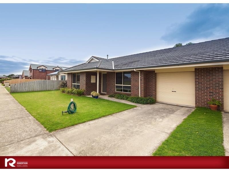 Unit 1/2 Gratton Street, Port Fairy VIC 3284
