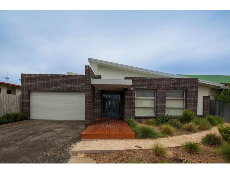 23 Singleton Street, Port Fairy VIC 3284