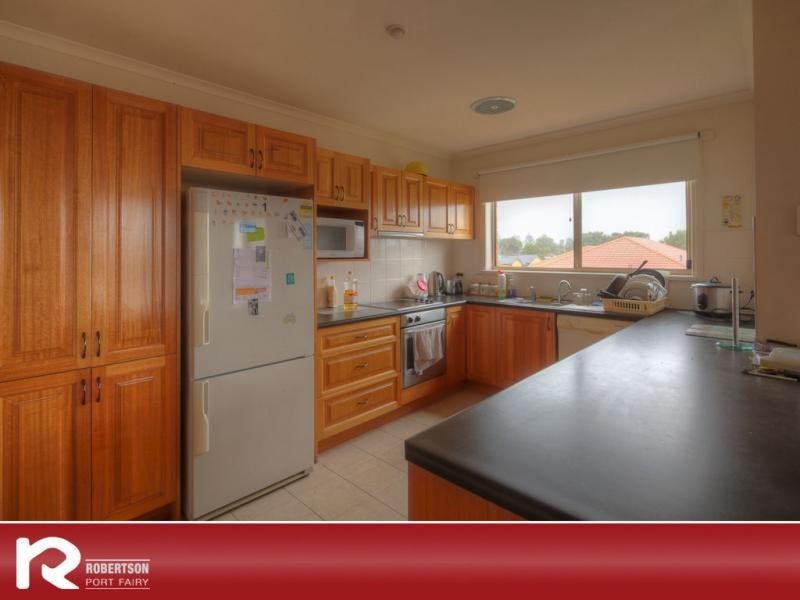 16 Dyson Street, Port Fairy VIC 3284