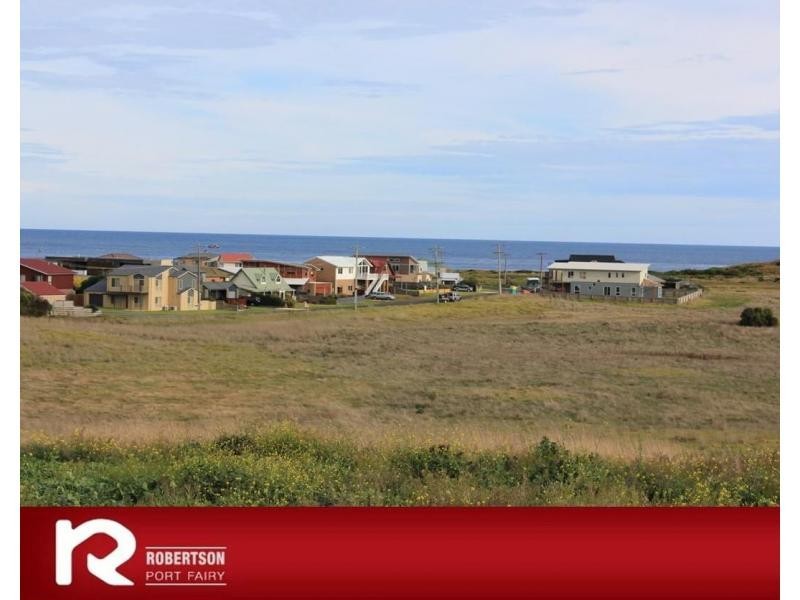 L1-13 Martin Laurence Place, Port Fairy VIC 3284