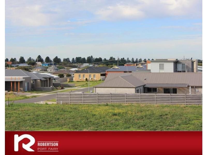 L1-13 Martin Laurence Place, Port Fairy VIC 3284