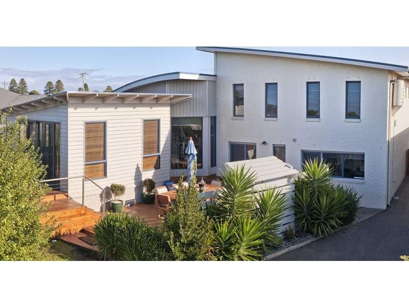 28 Osmond Lane, Port Fairy VIC 3284