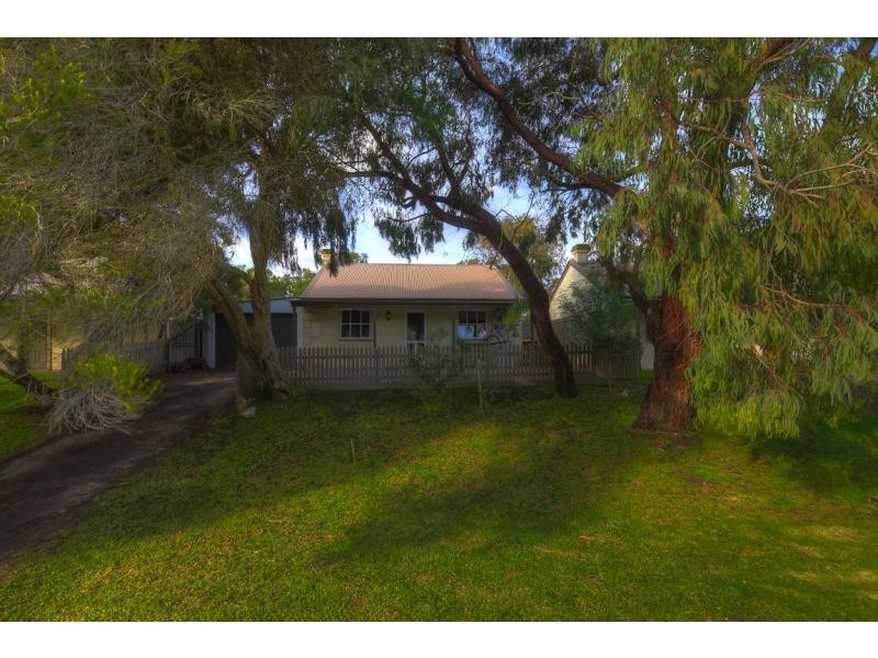 6 Whalers Drive, Port Fairy VIC 3284