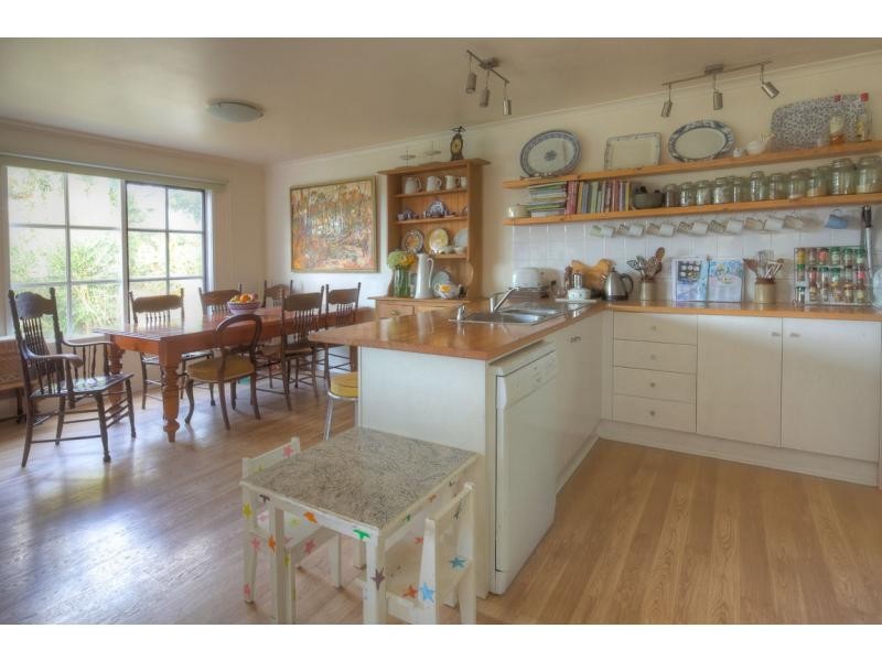 6 Whalers Drive, Port Fairy VIC 3284