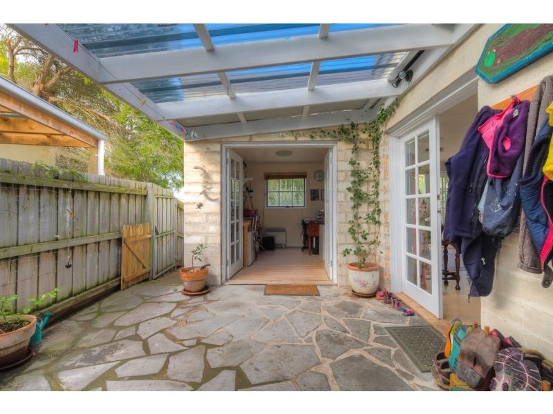 6 Whalers Drive, Port Fairy VIC 3284