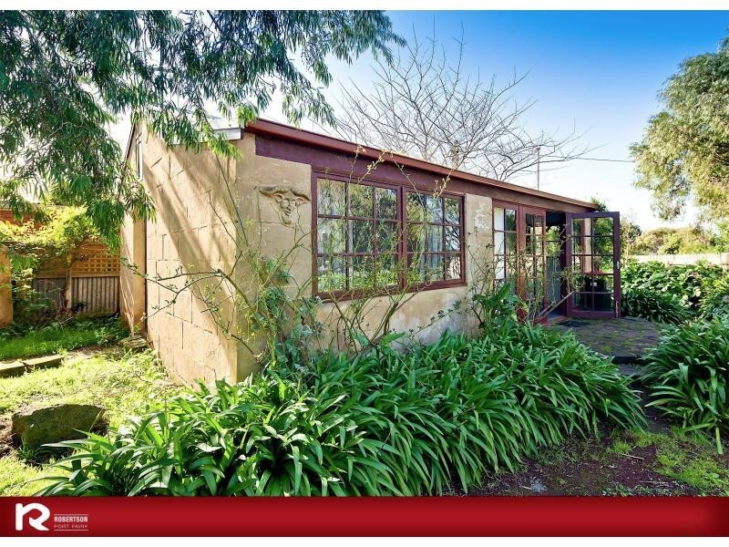 198b Princes Highway, Port Fairy VIC 3284