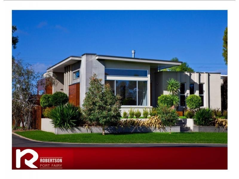 11 Whalers Drive, Port Fairy VIC 3284