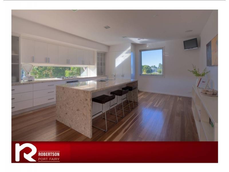 11 Whalers Drive, Port Fairy VIC 3284