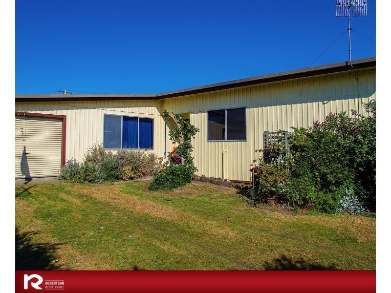 2 Powling Street, Port Fairy VIC 3284