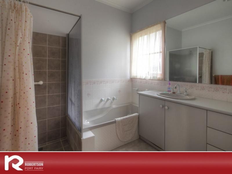 2/54 Gipps Street, Port Fairy VIC 3284