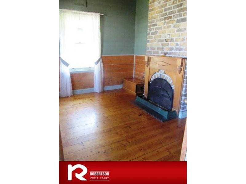 16 Singleton Street, Port Fairy VIC 3284