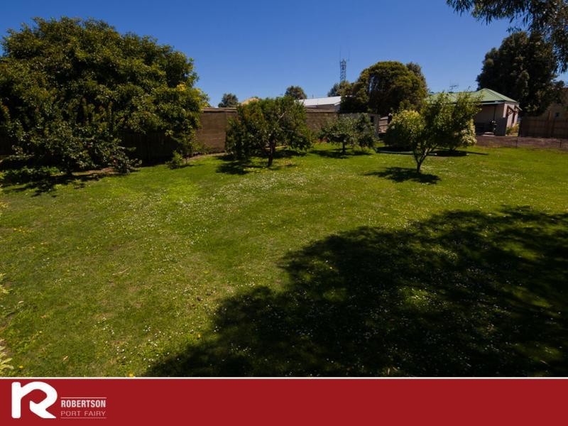 31 James Street, Port Fairy VIC 3284