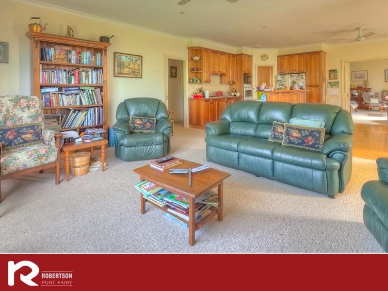 8 Terjesen Court, Port Fairy VIC 3284