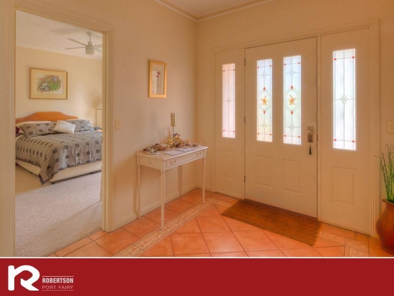 8 Terjesen Court, Port Fairy VIC 3284