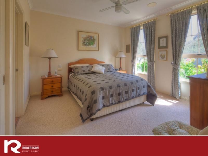 8 Terjesen Court, Port Fairy VIC 3284