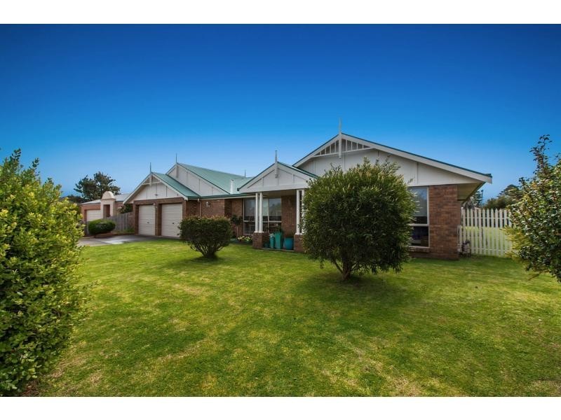 8 Baxter Court, Port Fairy VIC 3284