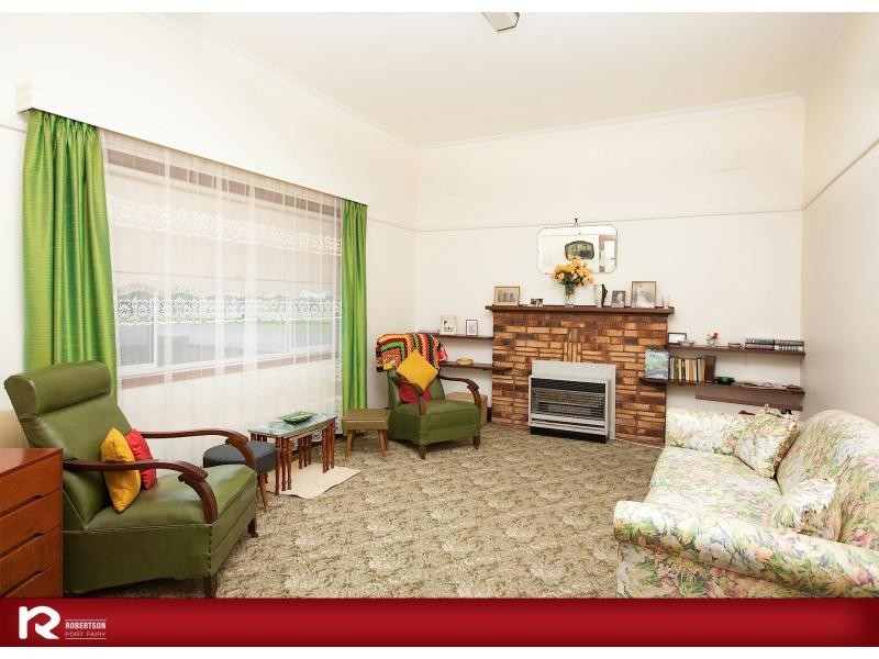 2 Sackville Street, Port Fairy VIC 3284