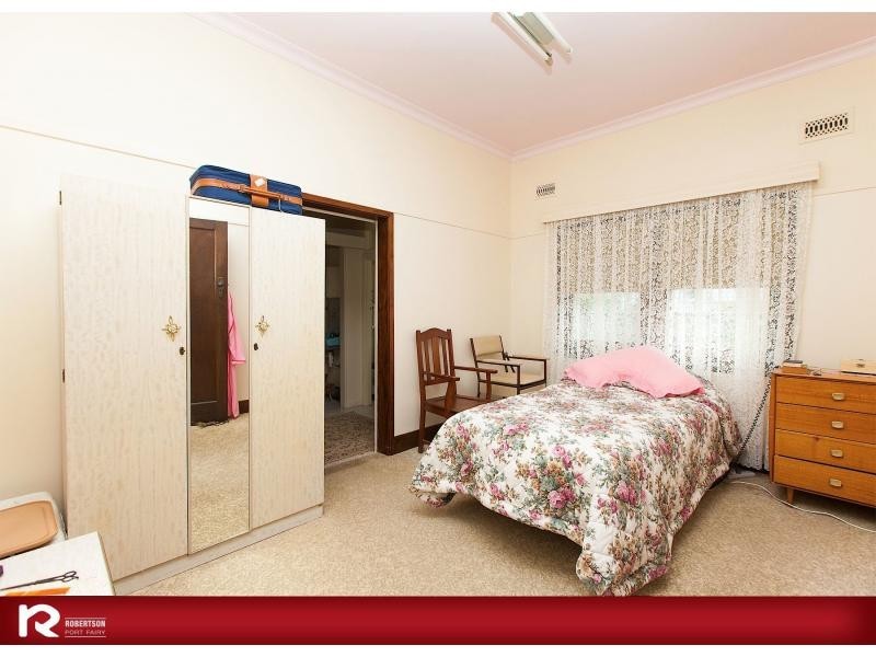 2 Sackville Street, Port Fairy VIC 3284