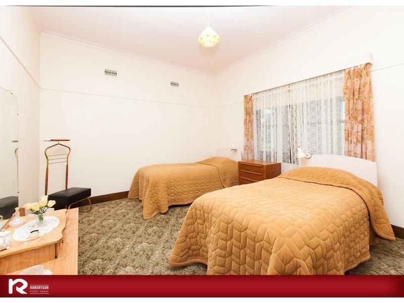 2 Sackville Street, Port Fairy VIC 3284