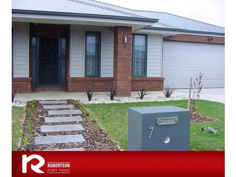 7 McGill Court, Port Fairy VIC 3284