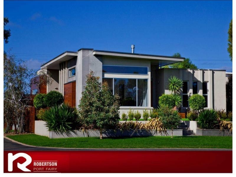 11 Whalers Drive, Port Fairy VIC 3284