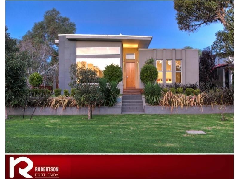 11 Whalers Drive, Port Fairy VIC 3284