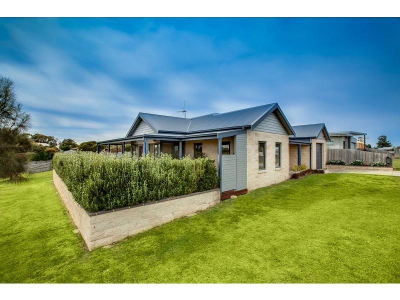 44 Baden Powell Drive, Port Fairy VIC 3284