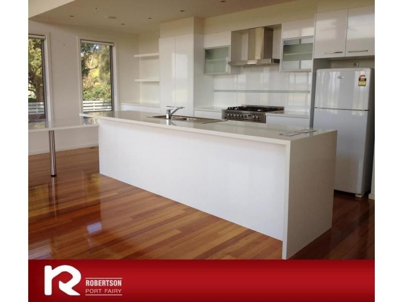 6 Mariner Court, Port Fairy VIC 3284