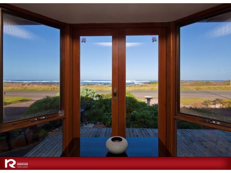 108 Ocean Drive, Port Fairy VIC 3284