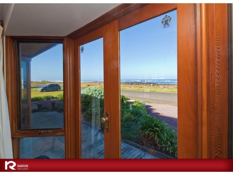 108 Ocean Drive, Port Fairy VIC 3284