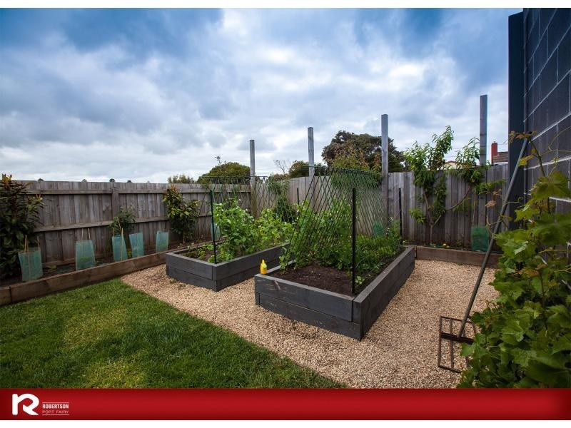 38 Baden Powell Drive, Port Fairy VIC 3284