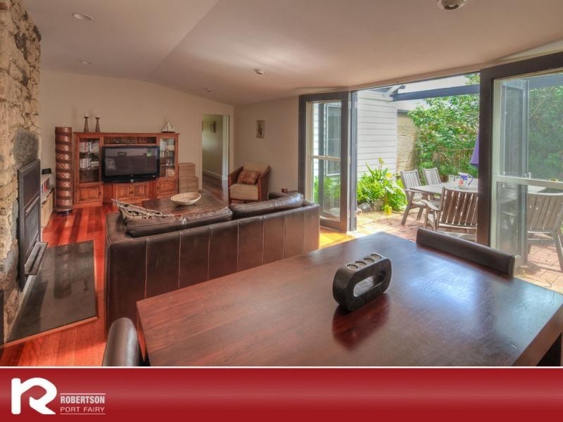 9 Sackville Street, Port Fairy VIC 3284